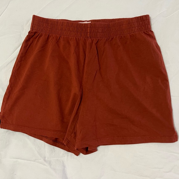 Aritzia Wilfred Free Short - Picture 2 of 7